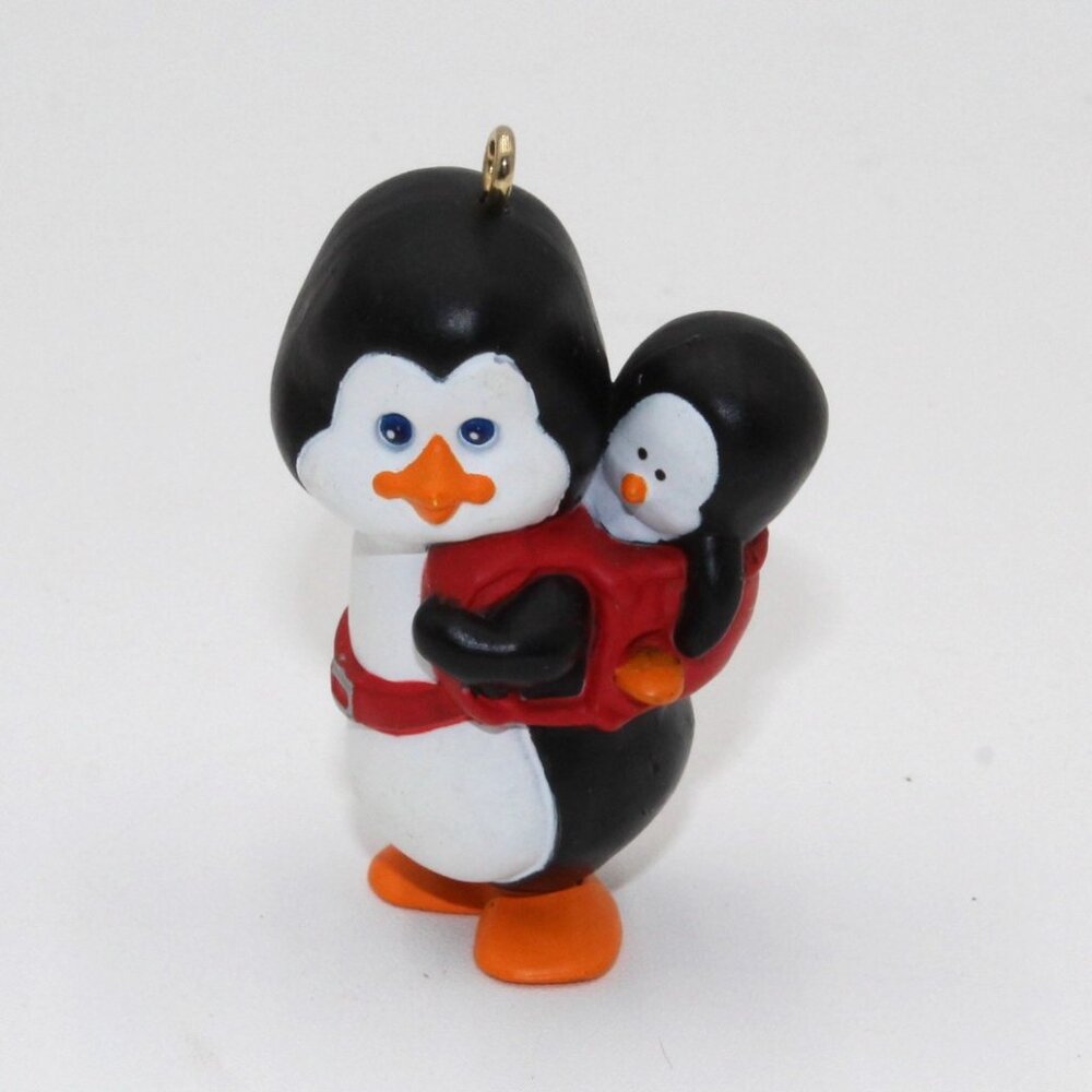 Hallmark Keepsake Christmas Ornament POLAR PAIR Penguin And Baby Vintage 1990
